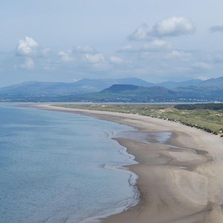 Beudy Hen Villa Harlech Exteriör bild