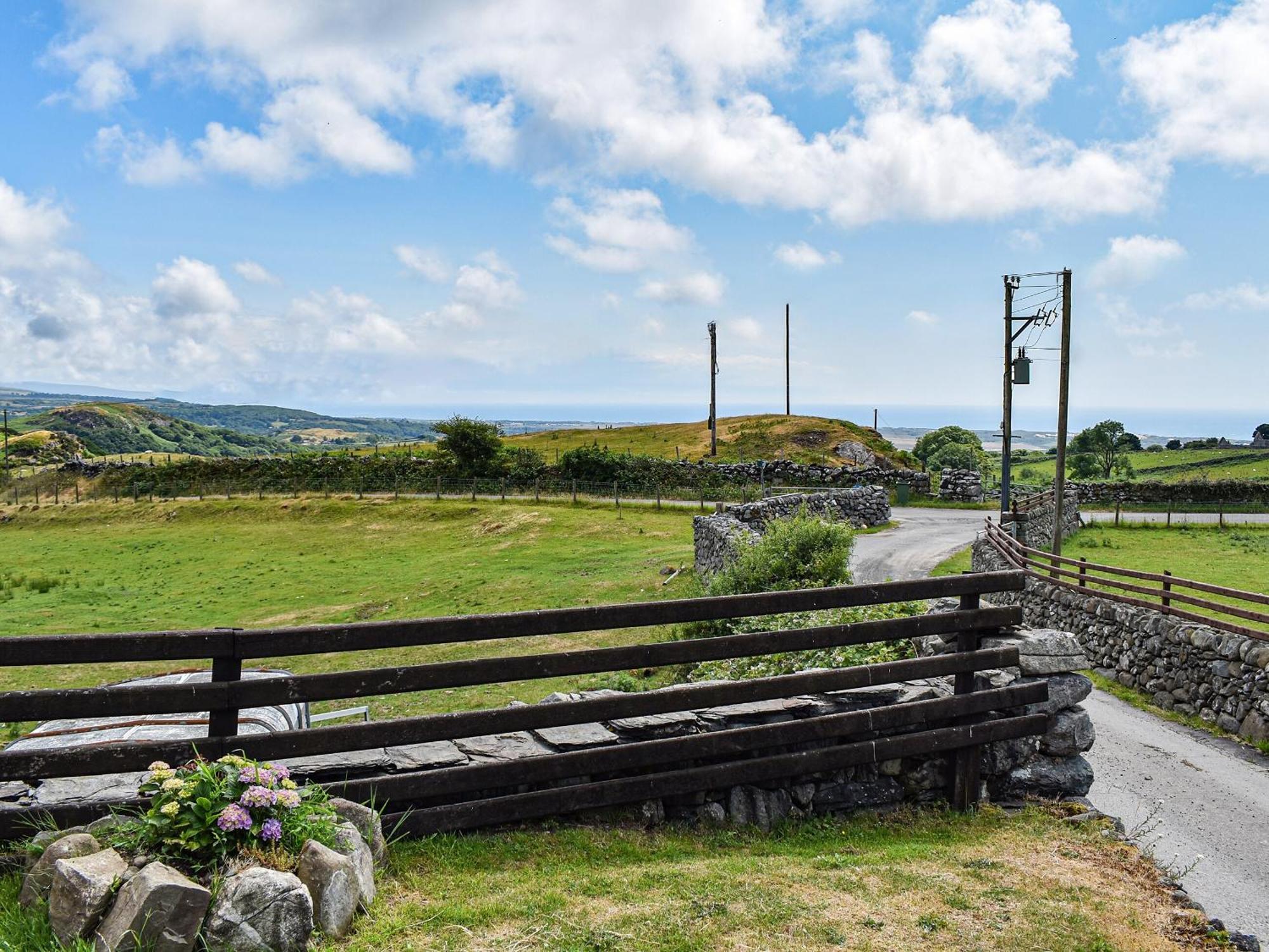 Beudy Hen Villa Harlech Exteriör bild